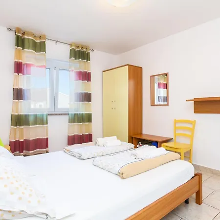 Alojzija - Mali First Floor - Mpolo Apartment Medulin