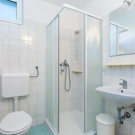 Apartment Alojzija - Mali First Floor - Mpolo