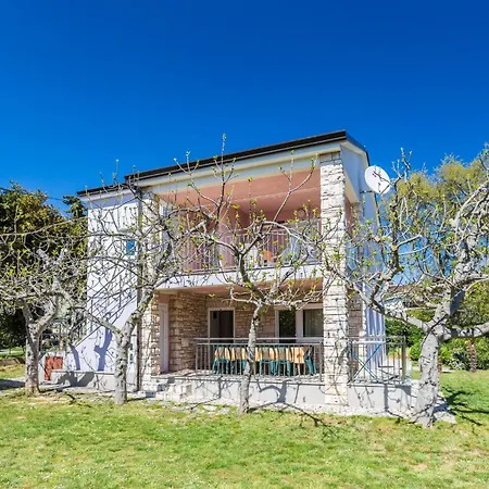 Apartmán Alojzija - Mali First Floor - Mpolo