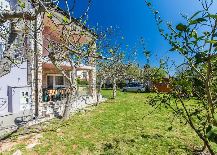 Apartmán Alojzija - Mali First Floor - Mpolo