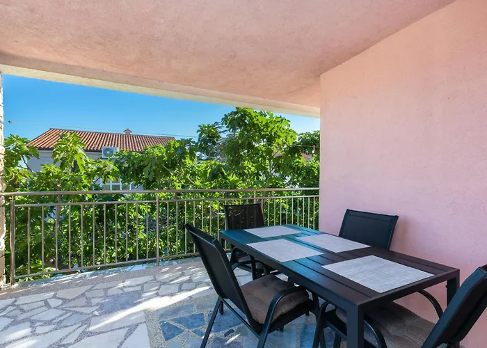 Alojzija - Mali First Floor - Mpolo * Medulin